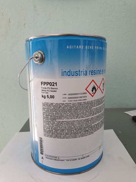 FPP021 grund poliuretanic alb 5KG